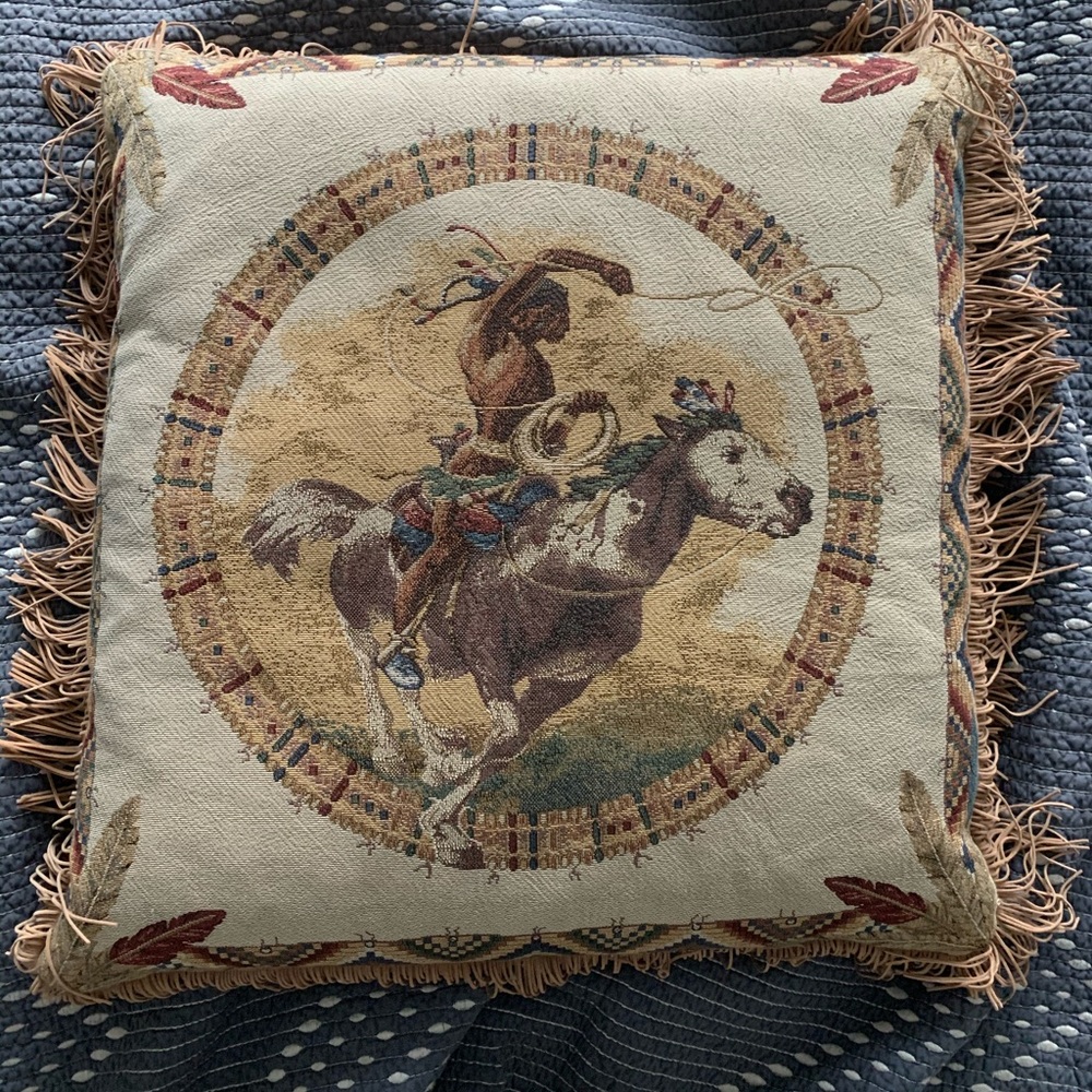 Throw pillow